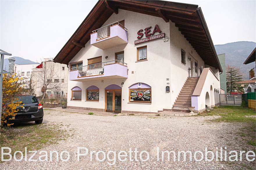 Photo 28