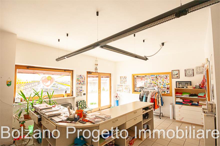 Photo 4