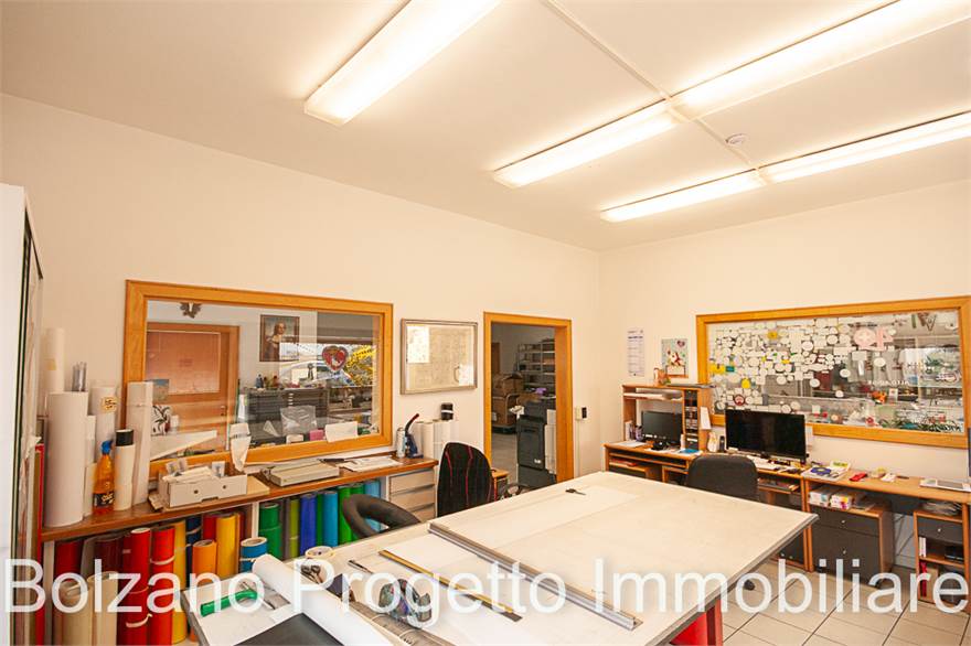 Photo 9