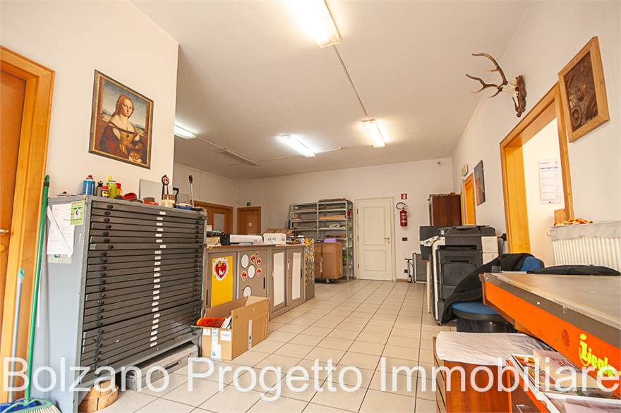 Photo 13