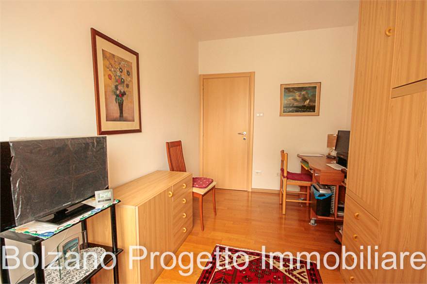 Photo 29