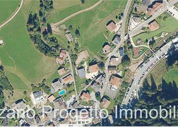 NOVA LEVANTE - Ampia porzione di casa con 430 mq di giardino esclusivo e vista Dolomiti